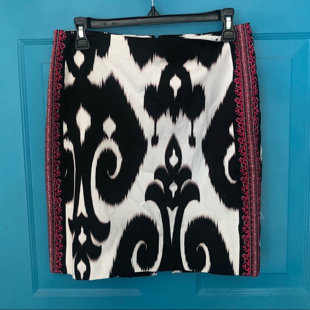 WHBM Ikat Faille pencil skirt Size 4 NWT